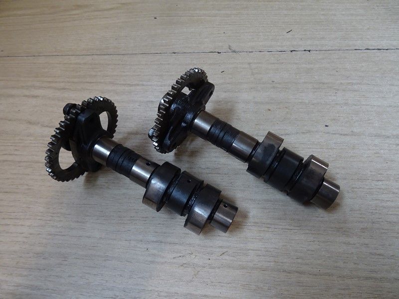 Jeu de 2 ACT Honda 650 Deauville RC47 1998/2001