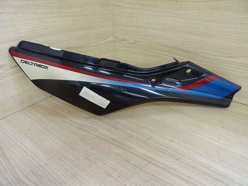 Cache latéral gauche Yamaha 125 TDR 1993/2002 (4FU-21711)
