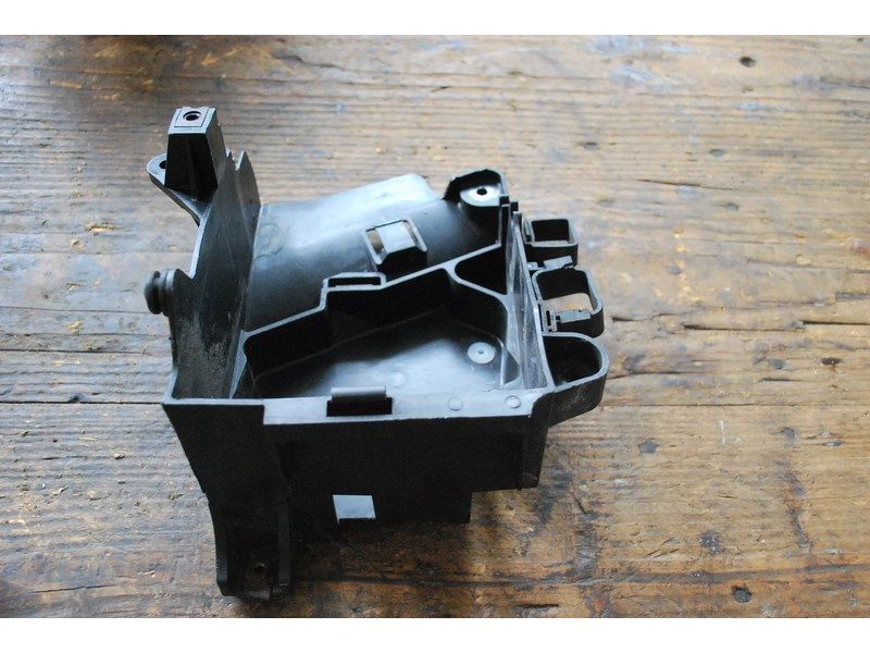 Support de batterie Yamaha XVS 650 Dragstar