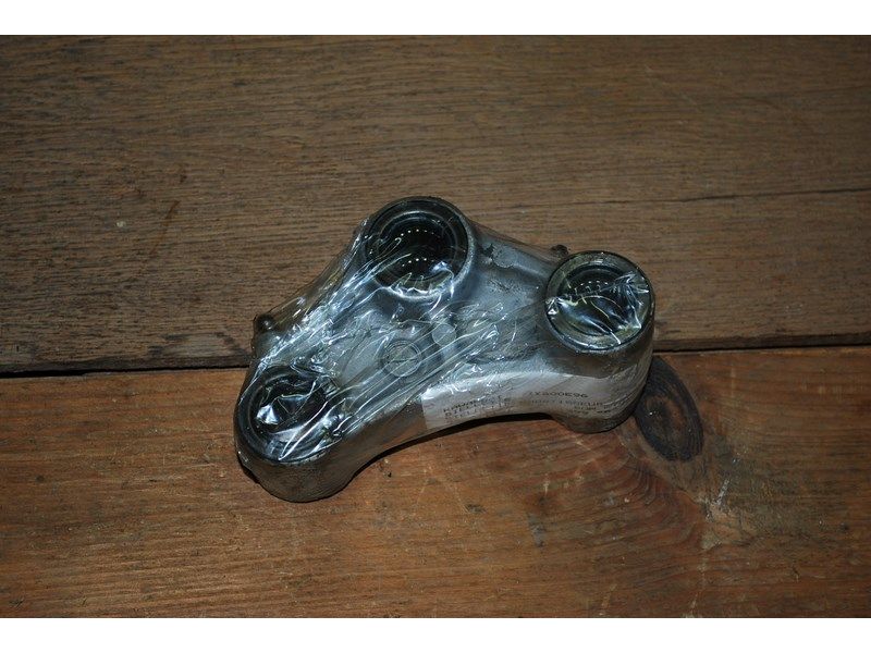 Biellette d'amortisseur Kawasaki ZZR600 (ZX600E) 1993-2002