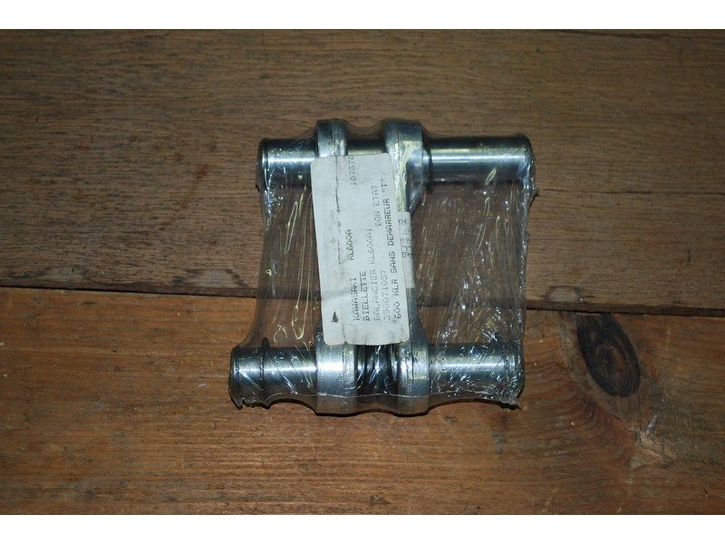 Tiges et axes de suspension Kawasaki KLR 600 (KL600A) 