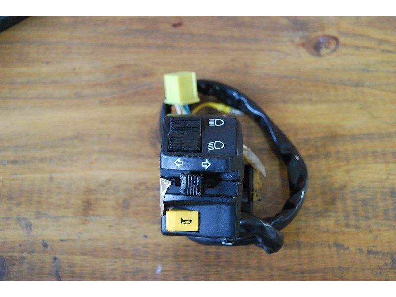 Comodo gauche Suzuki 500 GSE 1997-1998 (GM51A)