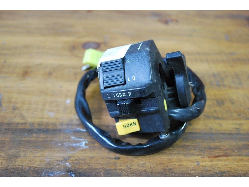 Comodo gauche Suzuki 500 GSE 1989-1996 (GM51A)