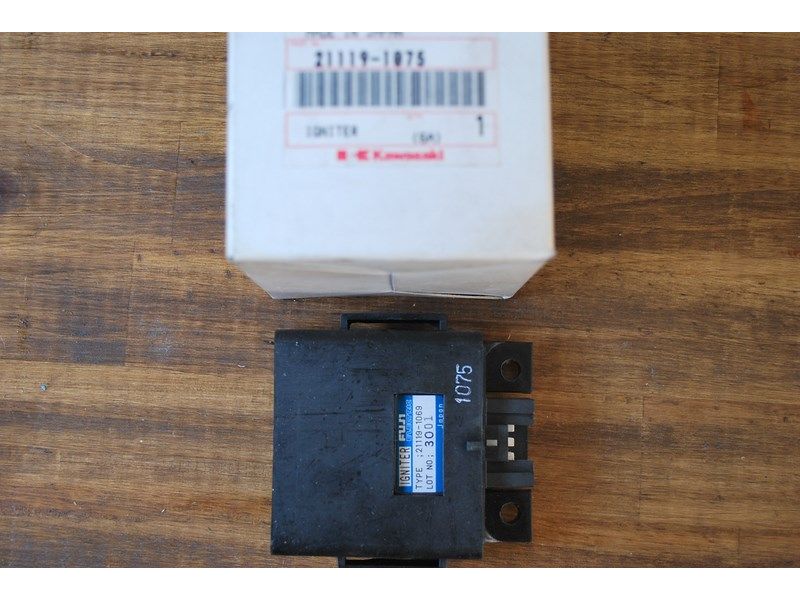 Boitier CDI Kawasaki 750 GPZx type ZX750A 1983/1985 (21119-1075)