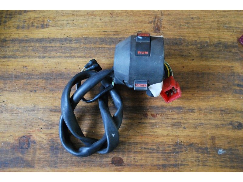Comodo droit Honda 750 VFF (RC15) 1983-1985