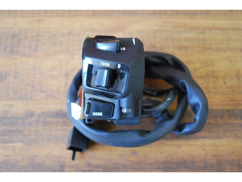 Commodo gauche Honda 1000 CBR (SC25) 1989-1990 (35200MS2600)