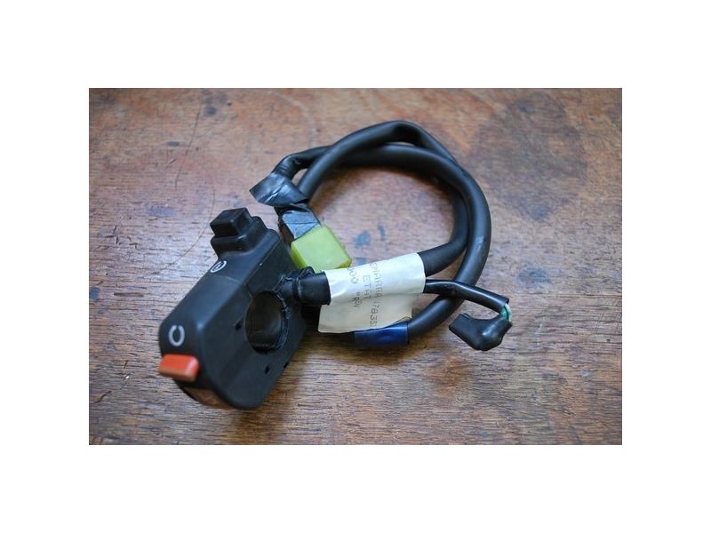Commodo droit Honda 1000 VTR (SC36) 1997-2006 (35013MBB640)