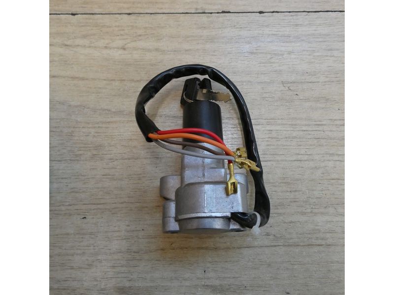 Contacteur à clé Suzuki GSF 600 bandit 1996 à 1999