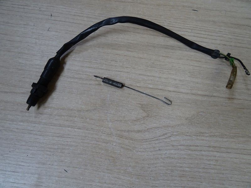 Contacteur de feu stop frein à pied Honda CB 350 Four 1972/1974
