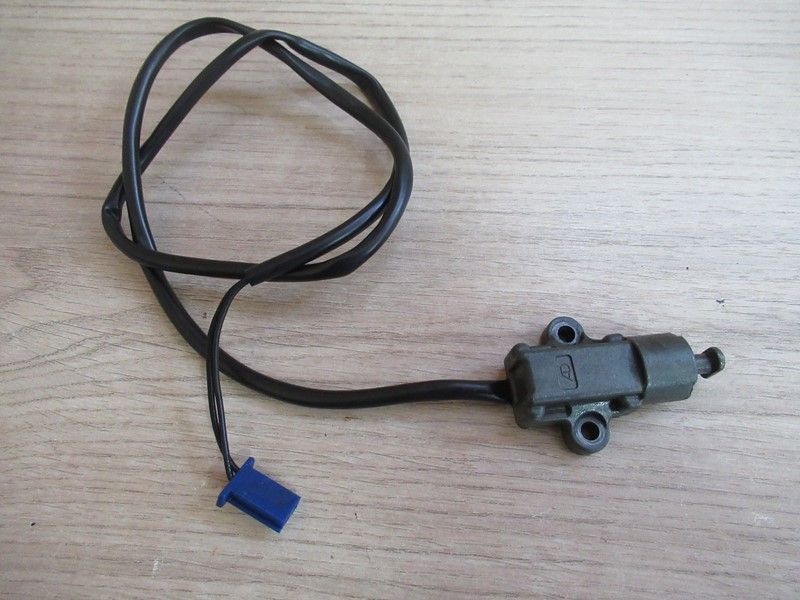 Contacteur de béquille Yamaha YZF 1000 Thunderace 1996-2000