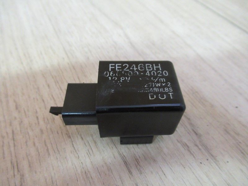 Centrale clignotant Kawasaki ZZR 1400 2006-2011