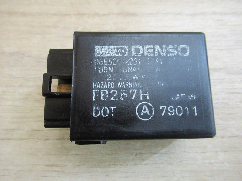 Relais de clignotant Yamaha 1200 Vmax 2EN 1985-2001