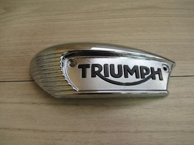 Emblème gauche réservoir  Triumph Bonneville T100 Liquid Cooled 2017-20