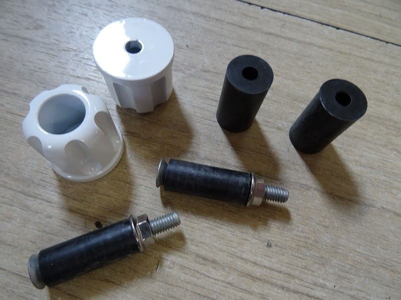Paire d'embouts de guidon blanc adaptable Chaft 