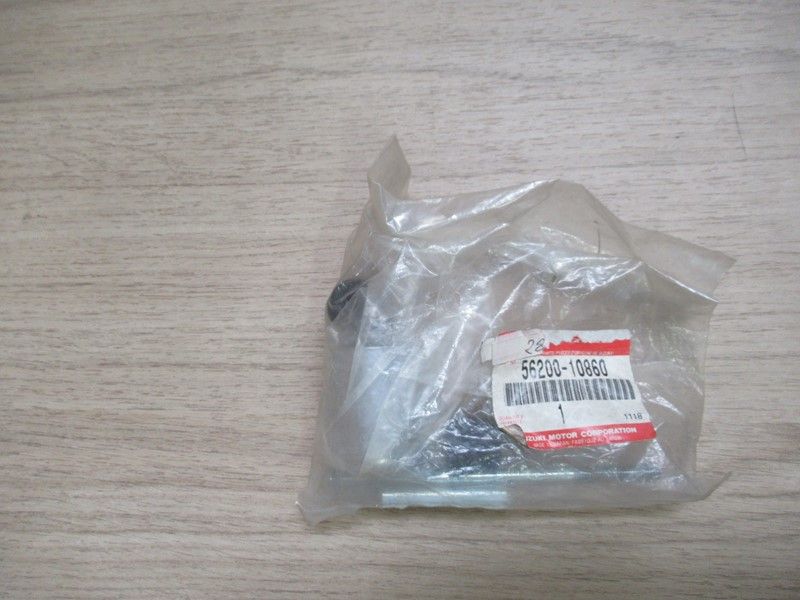 Embout de guidon complet Suzuki VL1500 Intruder 1998/2004      (56200-10860-000)