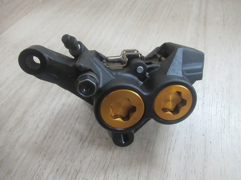 Etrier de frein avant gauche Yamaha FZ8 2011-2015 ABS