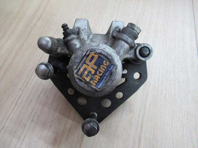 Etrier de frein avant gauche Kawasaki GPZ 1000 RX 1986-1988