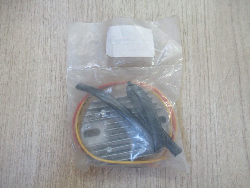 Régulateur 6Volt 300Watt Monophasé 
