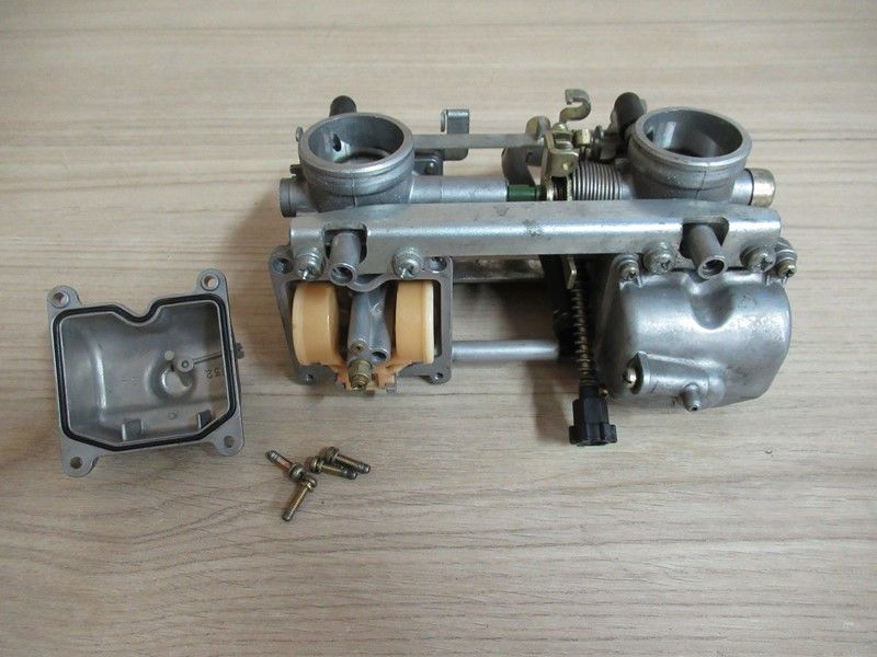 Rampe de carburateur Kawasaki GPZ500S 1987-2000