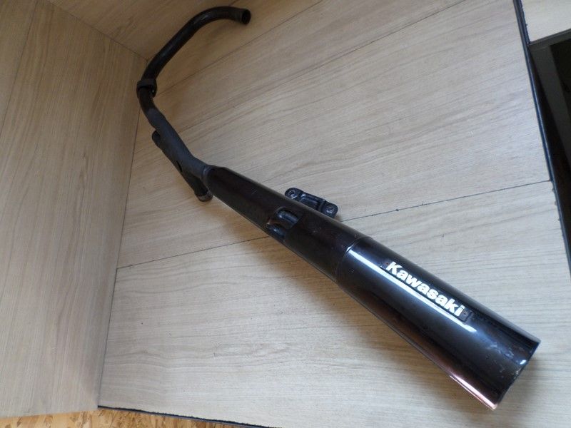Echappement gauche Kawasaki GPZ 1100 1982 KZT10B2