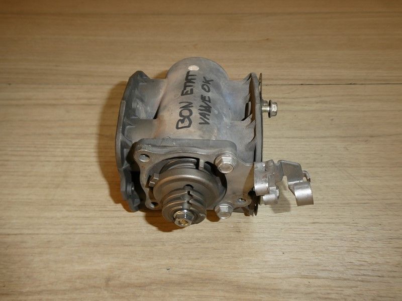 Boitier de valve Honda 929 CBR SC44 2000/2001