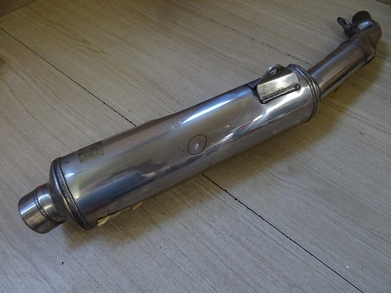 Silencieux droit d'échappement d'origine Suzuki 1100 GSXR type GV73D 1989/1992