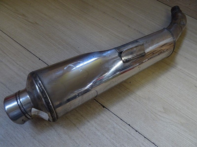 Silencieux droit d'échappement d'origine Suzuki 1100 GSXR type GV75D 1993/1996