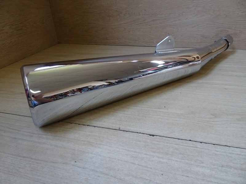 Silencieux d'échappement d'origine Suzuki 
GSX 1400 type BN111/BN121/BN211 2005/2007 (42F4)