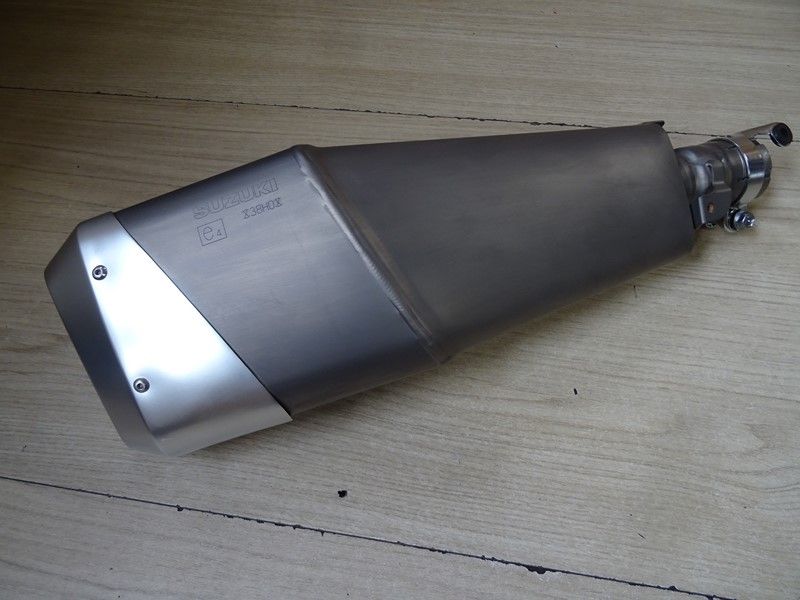 Silencieux d'échappement d'origine Suzuki 750 GSXR type CW1111/CW2111 2008/2010 (14310-38H00)