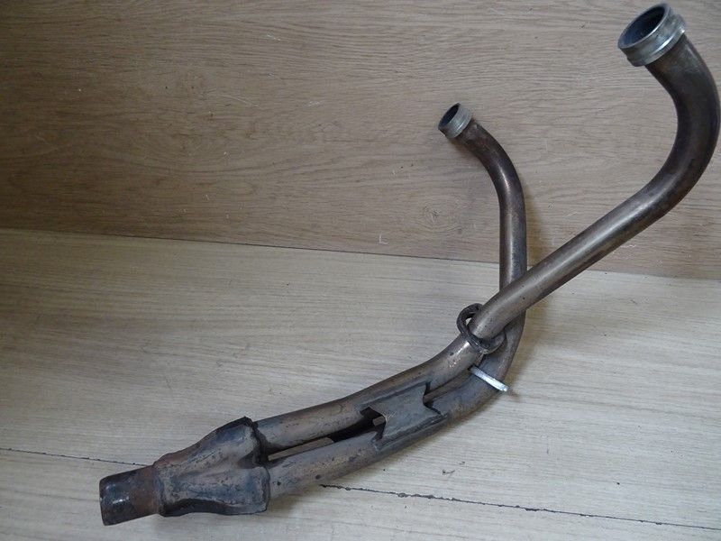 Collecteur d'échappement d'origine cylindres 1 et 4 Yamaha 
600 XJN et 600 XJS type 4BR,4LX et RJ016 1991/2002