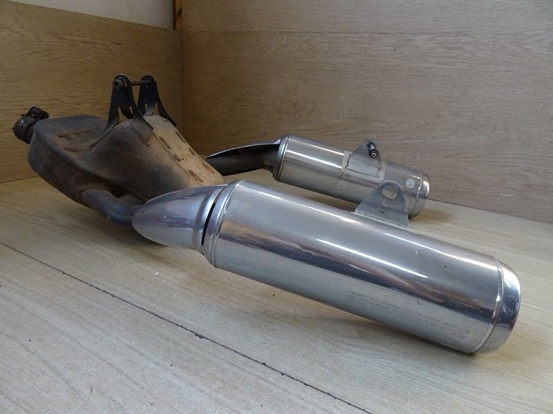 Silencieux d'échappement d'origine Yamaha 850 TDM type 3VD 1991/1995