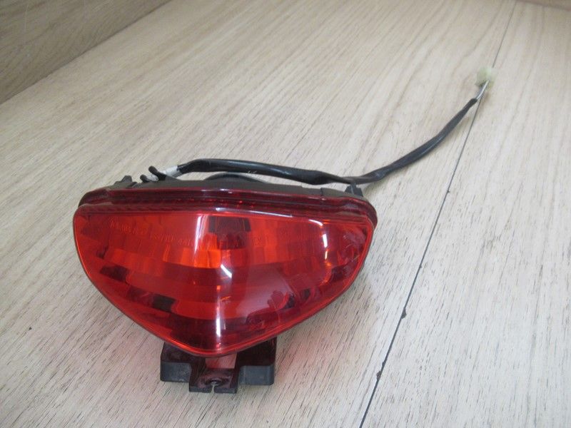 Feu arrière Suzuki SFV 650 Gladius 2009-2014
