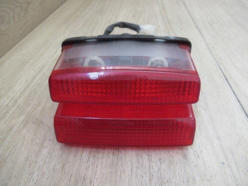 Feu arrière Yamaha 1200 XJR 1995-1998