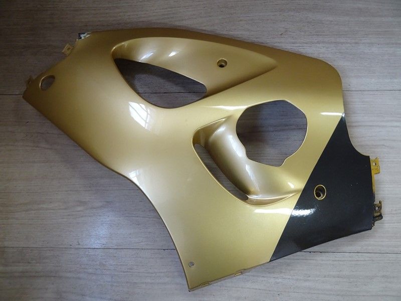 Flanc gauche Suzuki 750 GSXR 1996/1999 (94481-33E00)