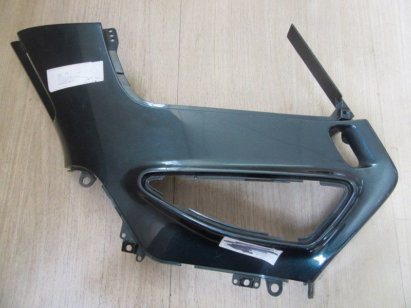 Flanc gauche Honda ST 1100 Pan European 1995-1996 