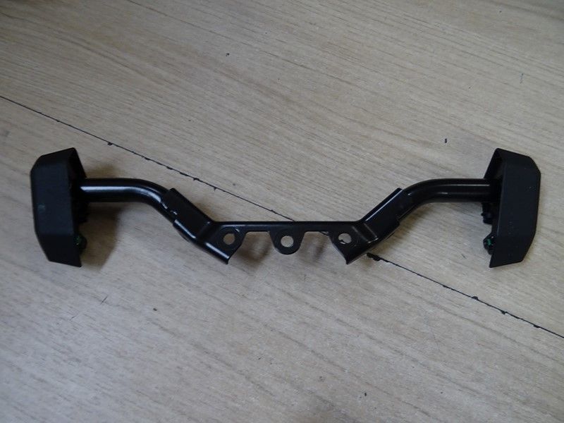 Support avant haut anti brouillard Triumph 900 Tiger 2020/- (A9830200)