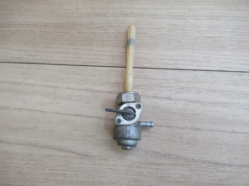 Robinet d'essence Fym 125 Idaho