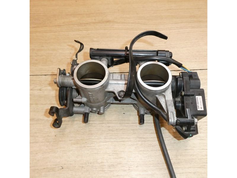 Rampe d'injection complète Kawasaki ER6 N 2006 à 2008