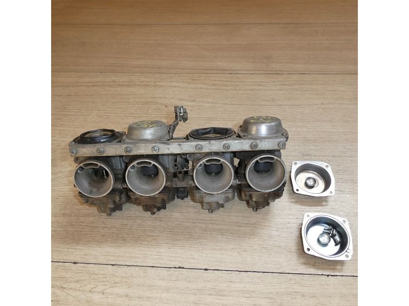 Rampe de carburateurs Honda CBX 400 NC07 1982 et 1983