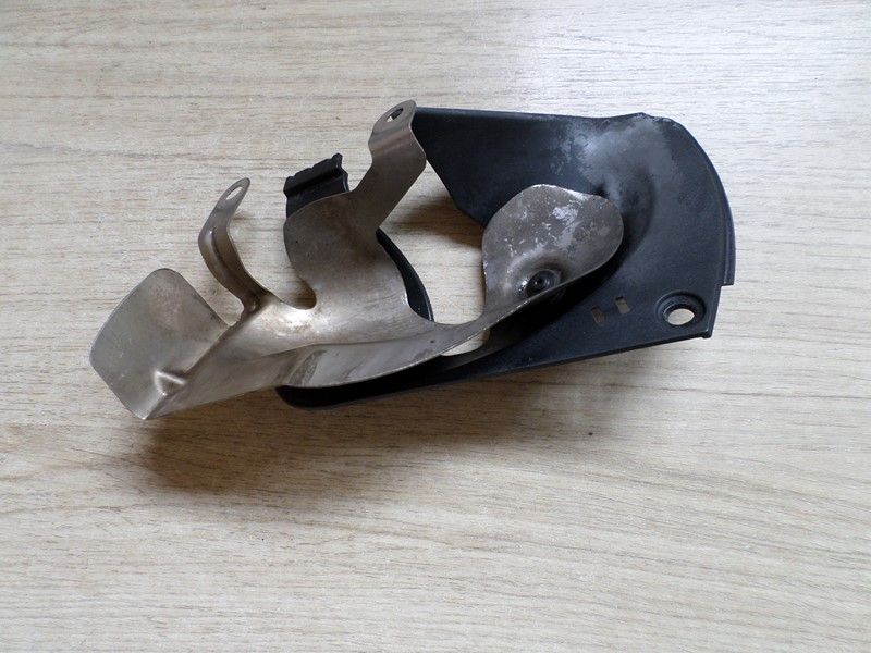 Ensemble pare chaleur radiateur d'huile DUCATI 1200 DIAVEL 2011/2014 type G100AA