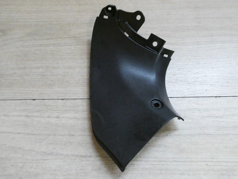 Garniture supérieure gauche Suzuki 1300 GSXR 2008/2013 CH135