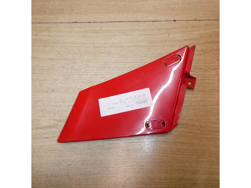 Raccord de carénage droit Kawasaki GPX 750R ZX750F 1987 à 1990