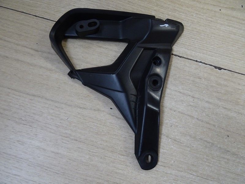 Garniture d'écope de radiateur droite Triumph 765 Street Triple R,S,RS 2020/2023