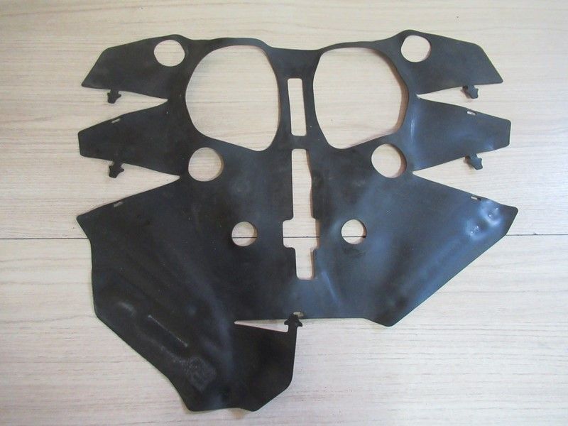 Cache poussière sous réservoir Kawasaki ZZR 1400 2006-2011