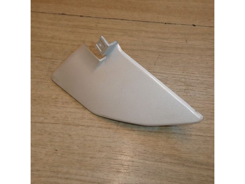 Joue droite de garde boue avant Yamaha FZR 1000 1994