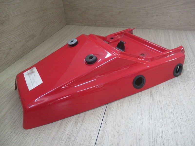 Coque arrière Suzuki DR 650 SE 1992-1996 (63113-12D
)