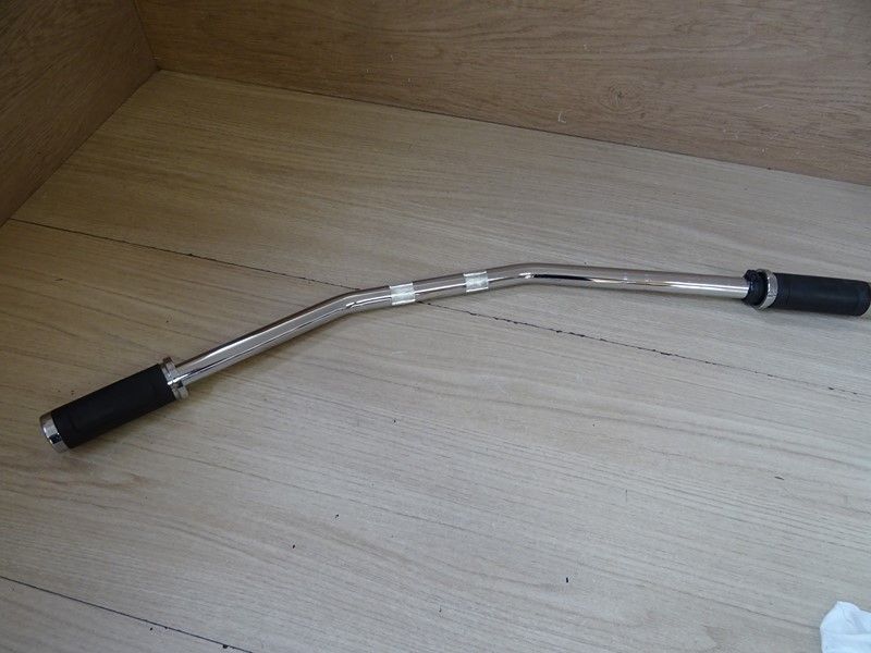 Guidon custom chrome avec poignées Harley Harley Davidson