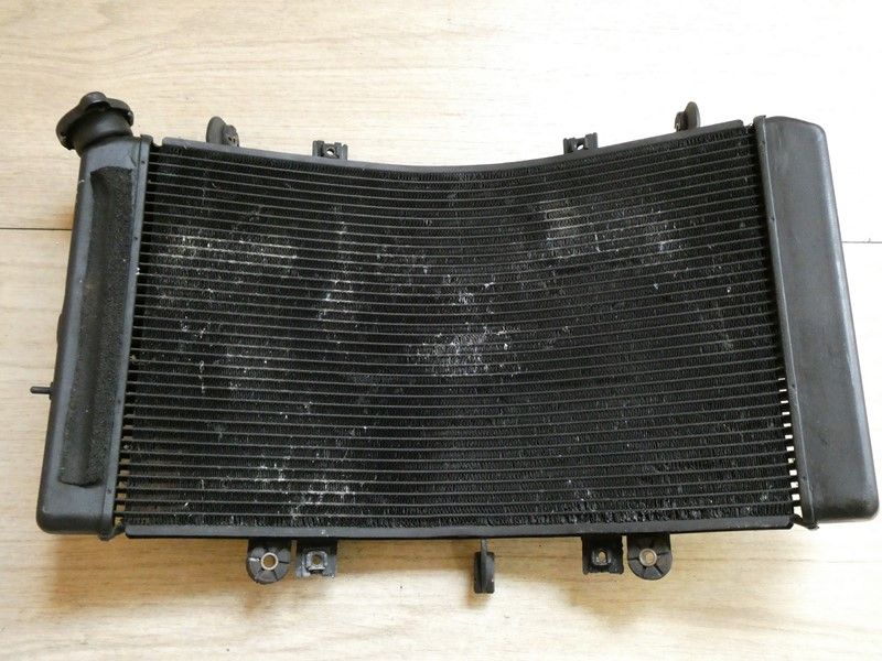 Radiateur d'eau Suzuki 1300 GSXR 2008/2013 CH135