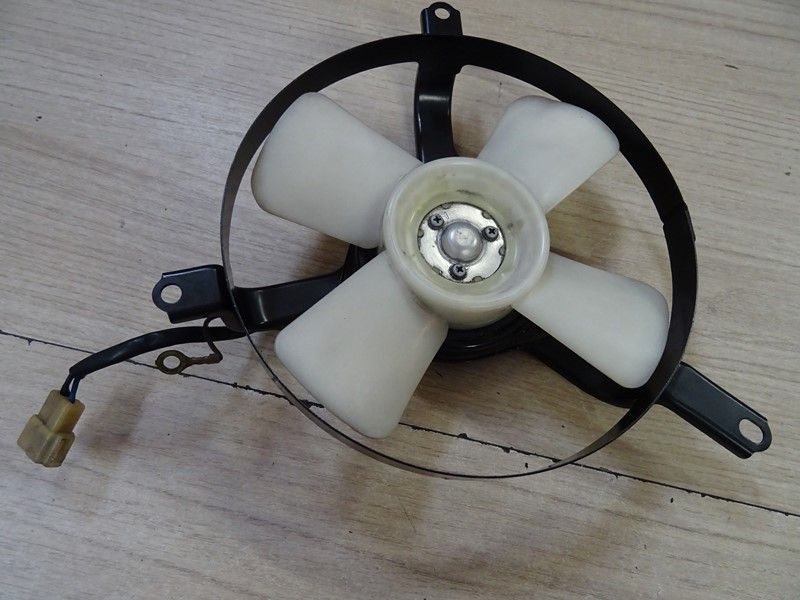 Ventilateur de radiateur de refroidissement Kawasaki GPZ 1000 RX type ZXT00A 1986/1988