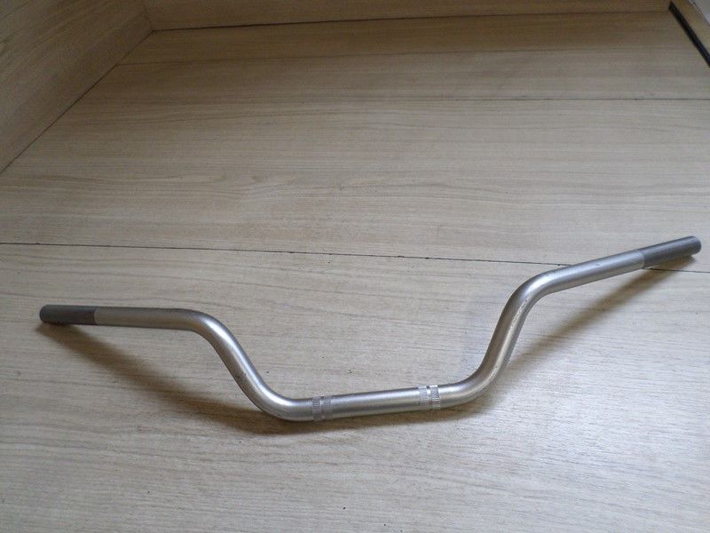 Guidon classic 22 mm 